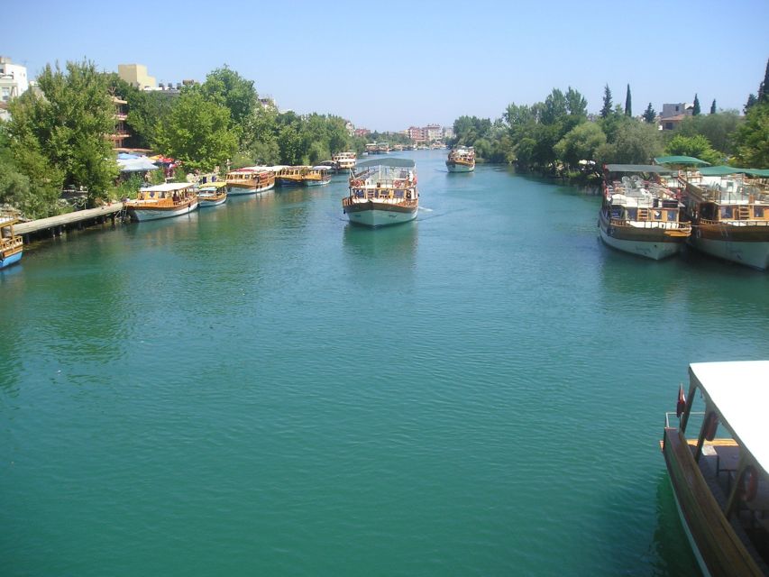 Manavgat Cruise & Grand Bazaar w/Lunch and Unlimited Drinks - Grand Bazaar and the Blue Mosque: shopping time and local flavor