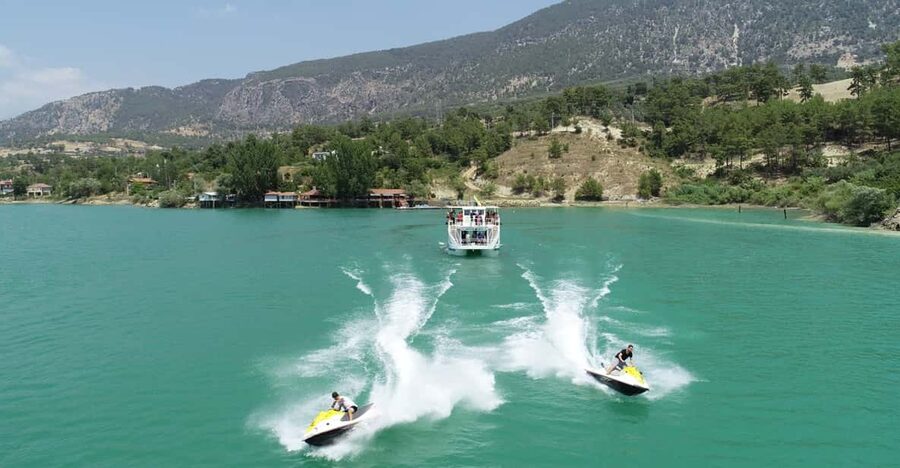 Manavgat: Guided Aqueduct, Waterfall & Green Lake Tour - Bus Comfort, Timing, and the People Who Make It Fun