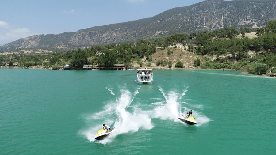 Manavgat: Guided Aqueduct, Waterfall & Green Lake Tour - Mosque Start: Culture, Beliefs, and a Quick Reality Check