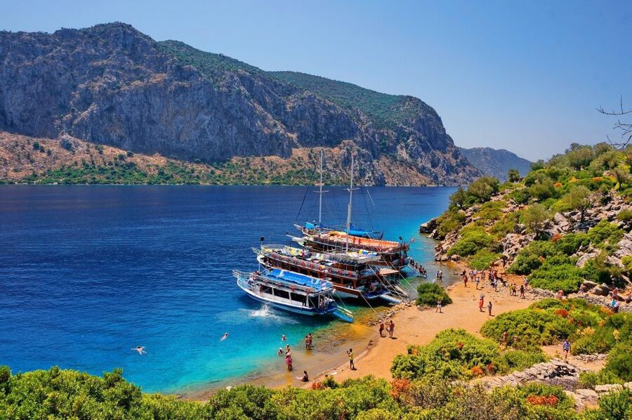 Marmaris All-Inclusive Boat Trip with Free Sunbed & Lunch - Who this boat trip suits best (and who should think twice)