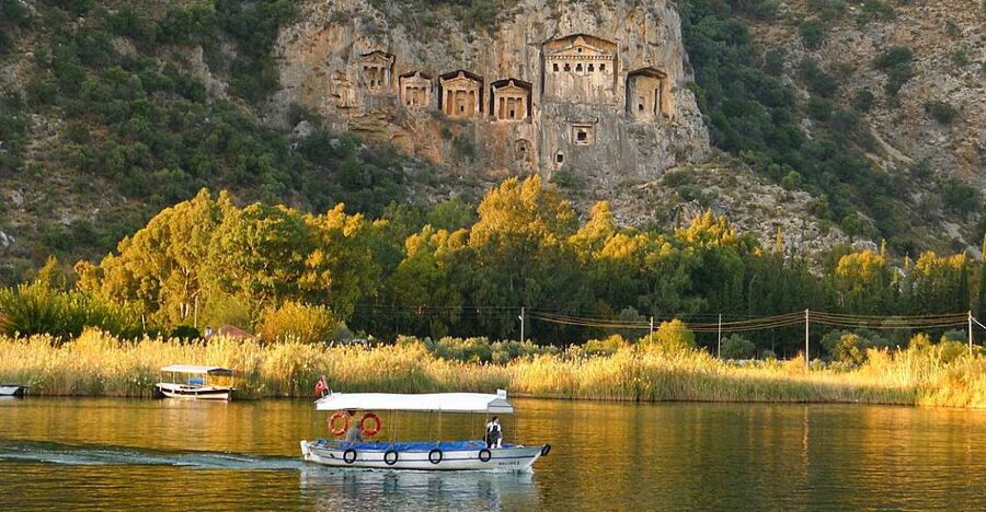 Marmaris: Dalyan Turtle Beach Tour with Mud Bath & Lunch - Lunch by the canal, Caunos tomb legends, and how to pace your appetite