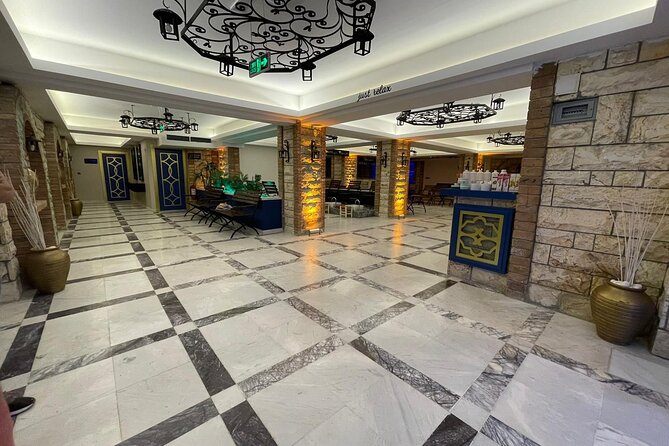 Marmaris Traditional Turkish Bath Experince With Oil Massage - Pickup, meeting point, and timing reality checks