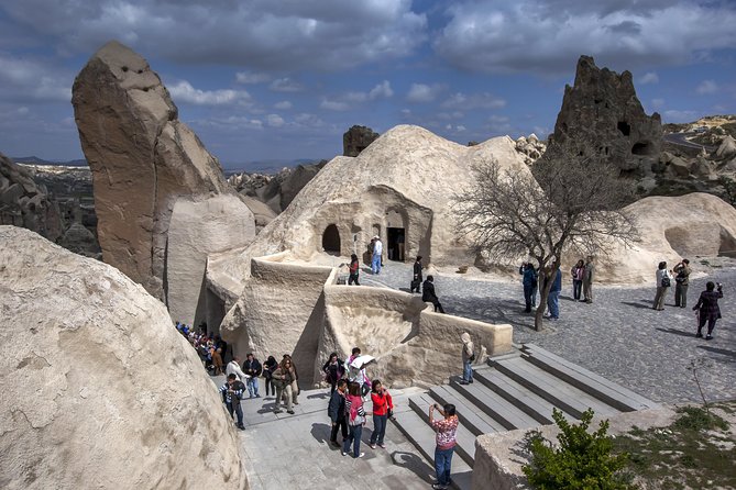 North Cappadocia Red Tour with Lunch and Transfers - Stop-by-stop: Avanos, Çavuşin, and Devrent Valley