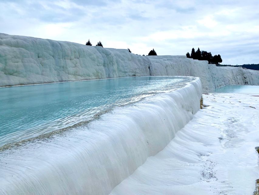 Pamukkale Day Tour With Flights and Transfers from Istanbul - Walking the travertines barefoot on world-famous limestone terraces