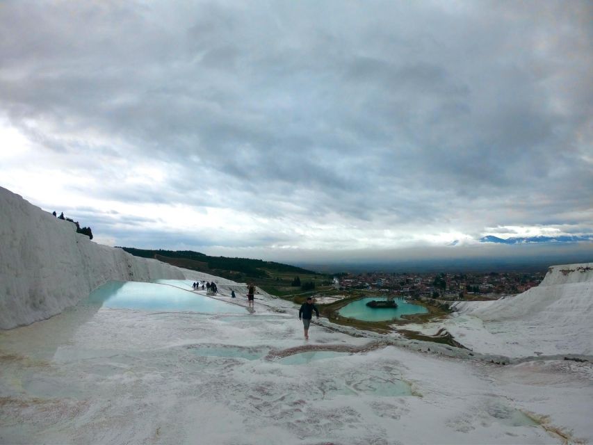 Pamukkale Day Tour With Flights and Transfers from Istanbul - Lunch, the onyx factory, and those shopping detours