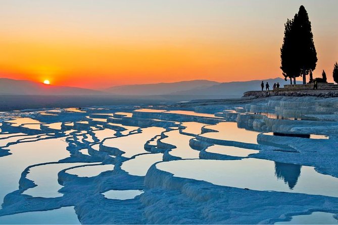 Pamukkale Hierapolis and Cleopatra's Pool Tour with lunch from Antalya - Getting to Pamukkale and Hierapolis from Antalya, the 7:00 am grind