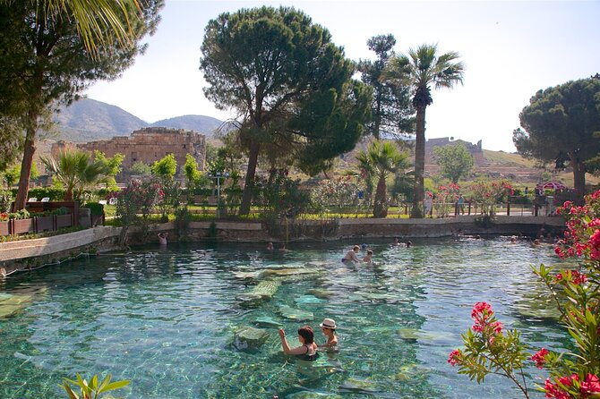 Pamukkale Hierapolis Cleopatra Pool Tour with Lunch from Antalya - The guide and small-group setup: what makes or breaks the day