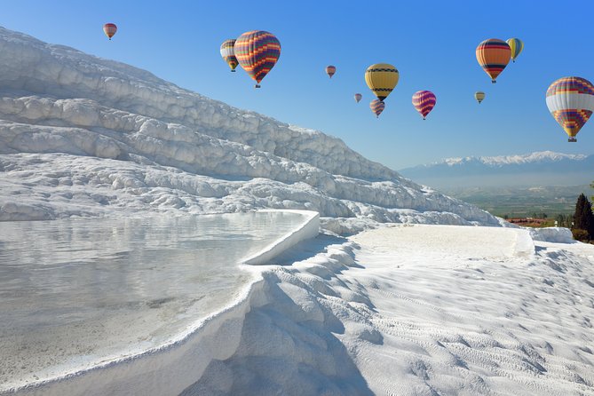 Pamukkale: Hot Air Balloon Flight - Balloon prep and warm-up drinks before you fly
