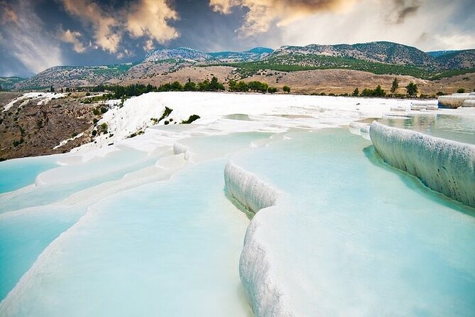 Pamukkale Small Group Tour From Kusadasi or Selcuk Hotels - Pamukkale Travertines: Why People Come, and How to Enjoy It