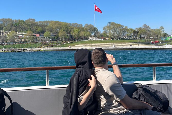 Princes Islands Blue Journey from Old City Istanbul - Maiden’s Tower: The Iconic Islet Stop as You Return Toward Istanbul