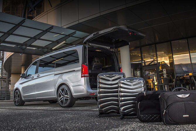Private Antalya Airport Transfer Service - Direct drive and quick stops: good design for real life