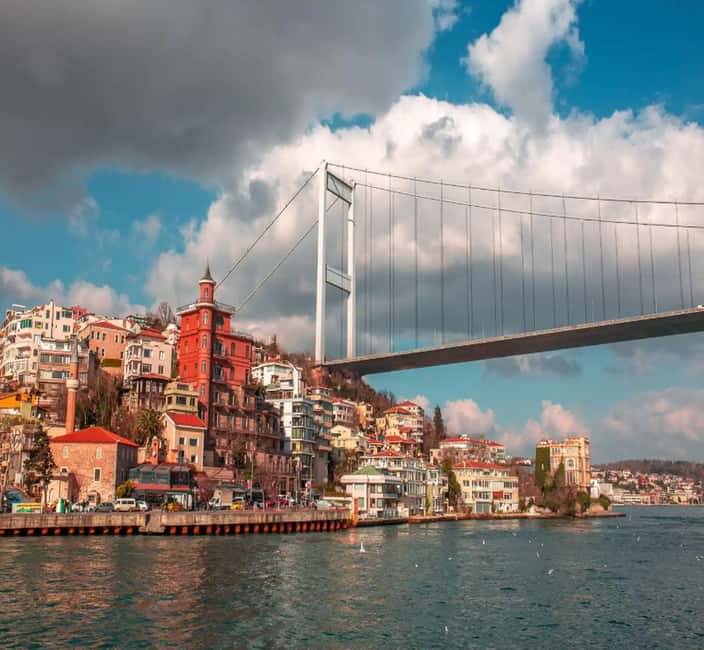 Private Bosphorus Yacht Experience in Istanbul - The narrowest Bosphorus views: Anadolu Hisarı and Rumeli Hisarı