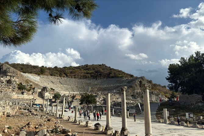 PRIVATE TOUR FOR CRUISERS: Mary's House (Meryemana) and Ephesus - Why Ephesus and Meryemana fit together so well