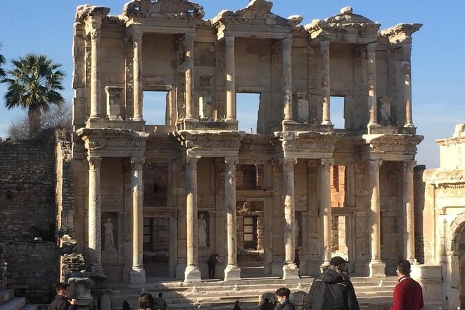 Private Tour from Izmir to Ephesus, Artemission, Virgin Mary House incl. Lunch - How the private Izmir pickup keeps the day from slipping