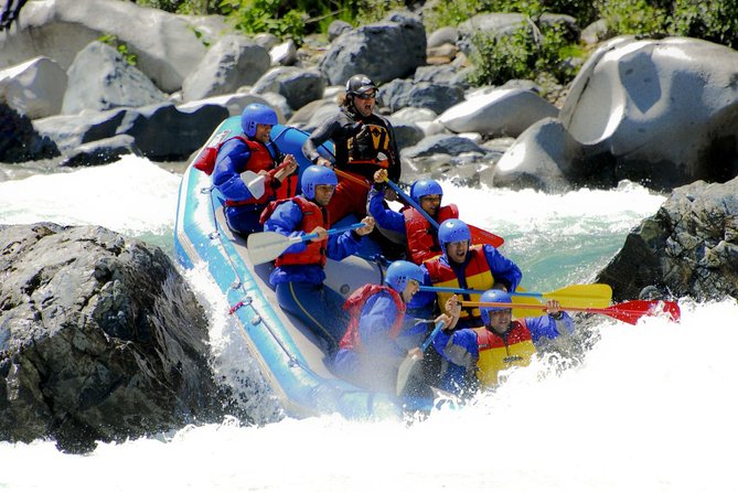 rafing and canyoning tour antalya - Lunch under the cliffs: included, but plan around drinks