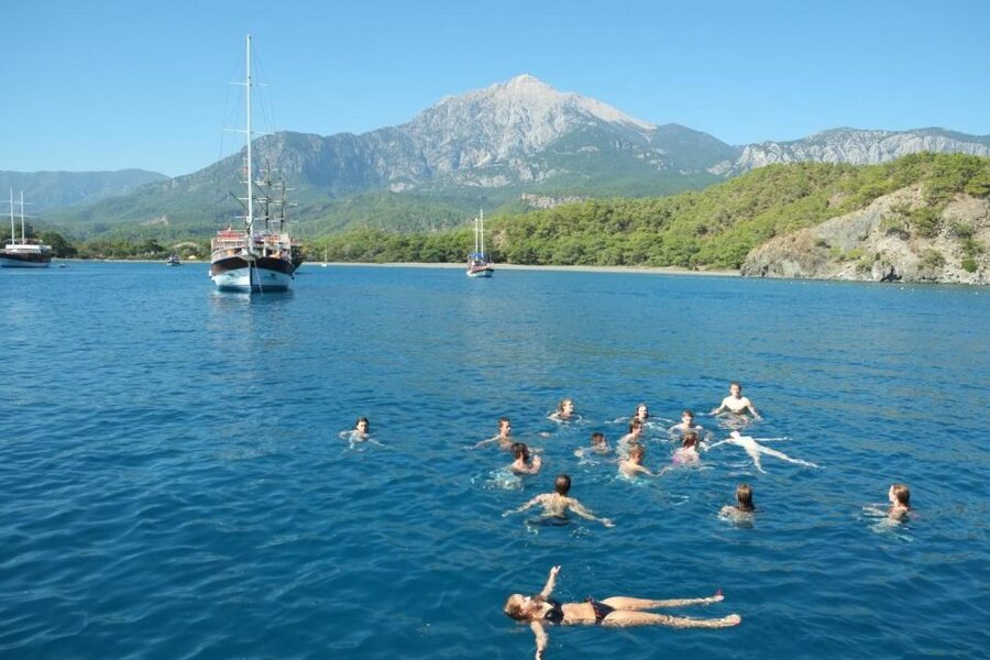 Red Dragon Pirate Boat Trip & Lunch - Pirate-Style Cruising, Kemer Beach to Phaselis