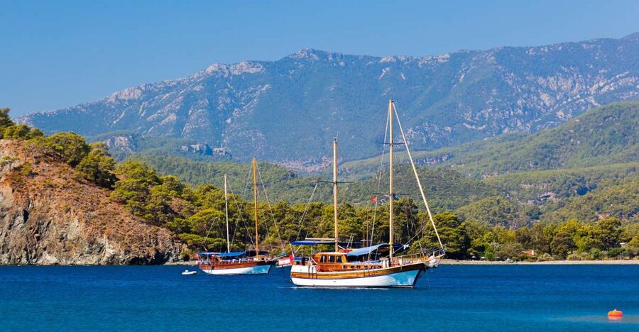 Relaxing Boat Trip with Lunch and Drinks - Cruising the Kemer Coast: Pirate Caves, Golden Beaches, and Mountain Views