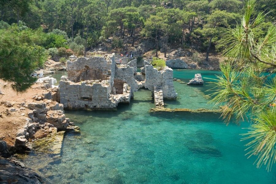 Relaxing Boat Trip with Lunch and Drinks - Swimming Time at Paradise and Cleopatra Bays