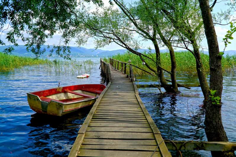 Sapanca Lake and Masukiye Full-Day Tour from Istanbul - Lake Sapanca: a full hour to walk and reset