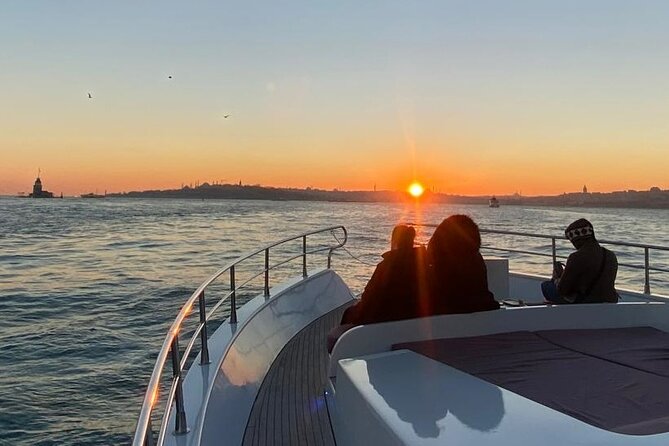 Scenic Bosphorus Sunset Cruise – 2.5 Hours of Luxury & Views - FAQ