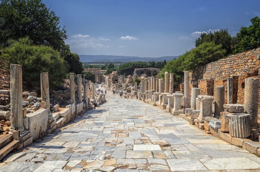 Selcuk: Full-Day Ephesus and House of Virgin Mary Tour - Key things to know before you go