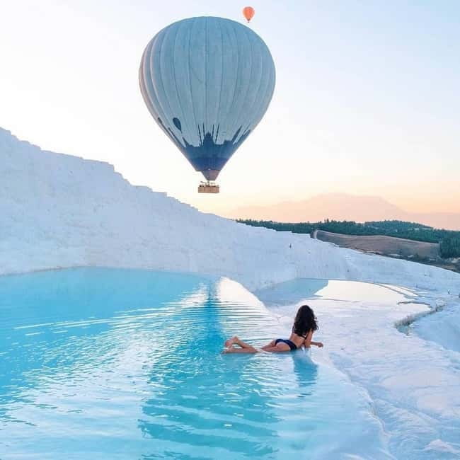 Side/Alanya: Pamukkale Hot Air Balloon Flight w/Lunch - Pamukkale’s travertines and Cleopatra’s pool: walking the calcium terraces