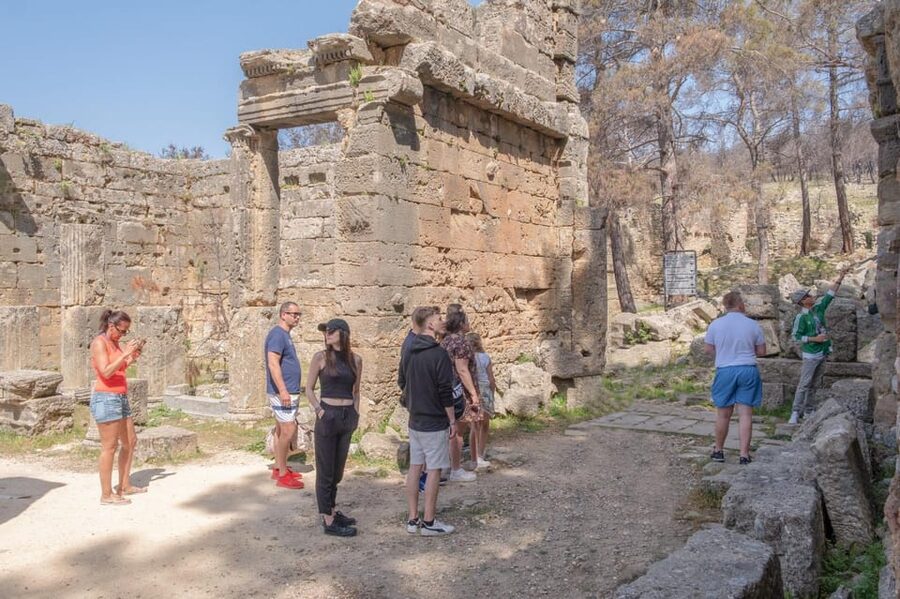 Side: Cabrio Bus and Boat Day Trip at the Green Lake - Taurus Mountains drive plus orange-garden style countryside, with sightseeing breaks that keep it interesting