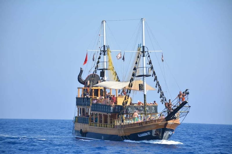 Side Dolphin Island Boat Cruise with Lunch & Drinks - Pickup in Side, then you are on the boat
