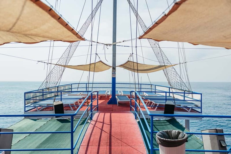 Side: Scuba Diving, Underwater Museum, 2 Dives incl. Lunch - Sea sickness and motion issues, and how to handle them