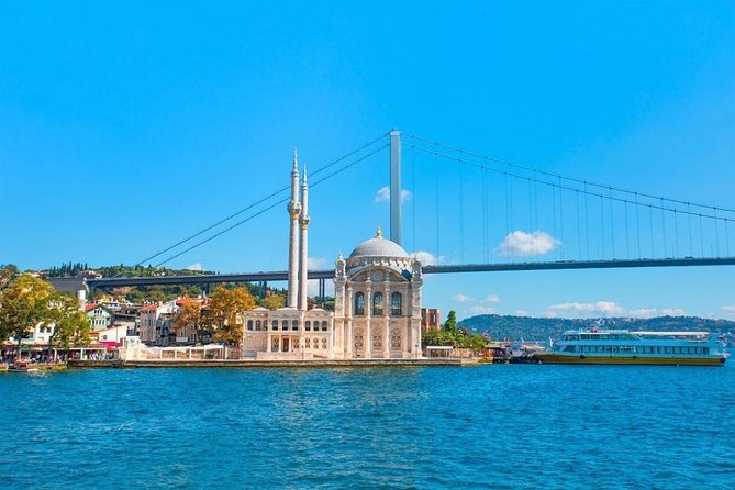 Small-Group Bosphorus Cruise and Istanbul’s Egyptian Bazaar - Dolmabahçe, Beylerbeyi, and Rumeli Hisarı: Reading Ottoman Power from the Water