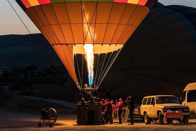 Sunrise Hot Air Balloon Flight Over Göreme & Fairy Chimneys - Fairy chimneys stop: where you position for the best morning light