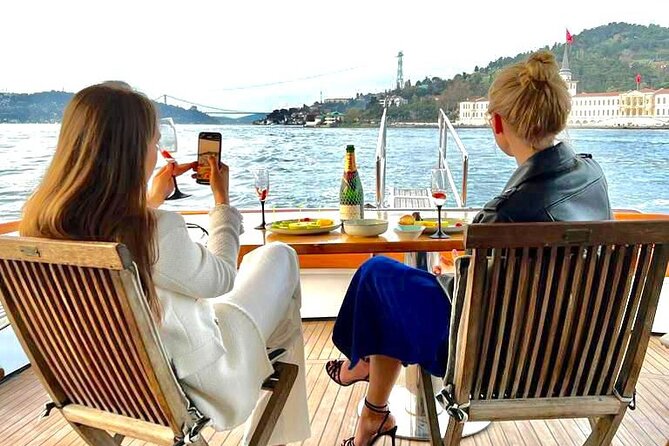 Sunset or Daytime Istanbul Guided Luxury Yacht Cruise with Snacks - Asian side glimpses: Beylerbeyi Palace and the feel of Beykoz