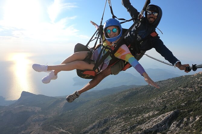 Tandem Paragliding Fethiye, Oludeniz - Small group vibes: why a max of 5 travelers can feel better