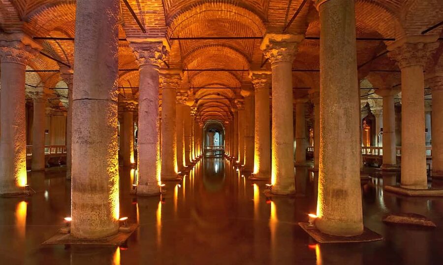 Topkapi Palace + Basilica Cistern Tickets & Audio Guide - Basilica Cistern Fast Track: The Timing Advantage for a Cool Escape