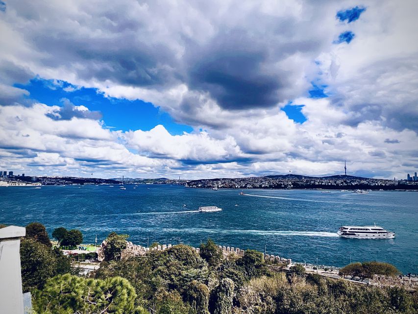 Topkapi Palace&Harem-Guided Tour-Skip lines- All tickets inc - Last courtyard pavilions and the Sultan’s pavilion Bosporus view
