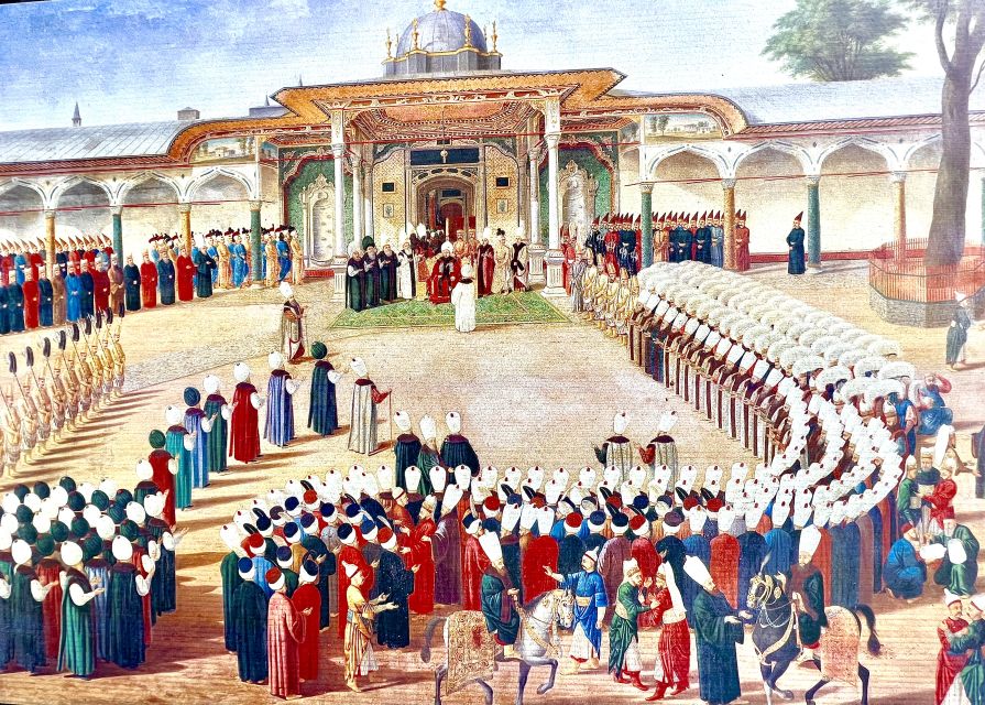 Topkapi Palace&Harem-Guided Tour-Skip lines- All tickets inc - The four-courtyard route, and how it keeps Topkapi from feeling chaotic