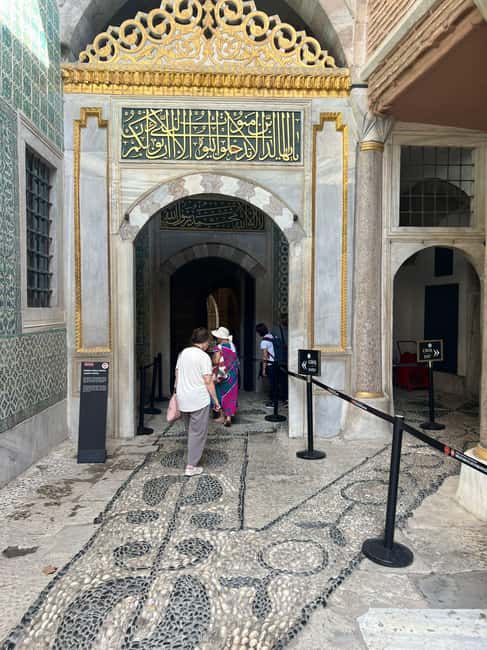 Topkapi Palace & Harem, Skip-the-Line SMALL GROUP - That dervish whirling moment: calm after the palace pace
