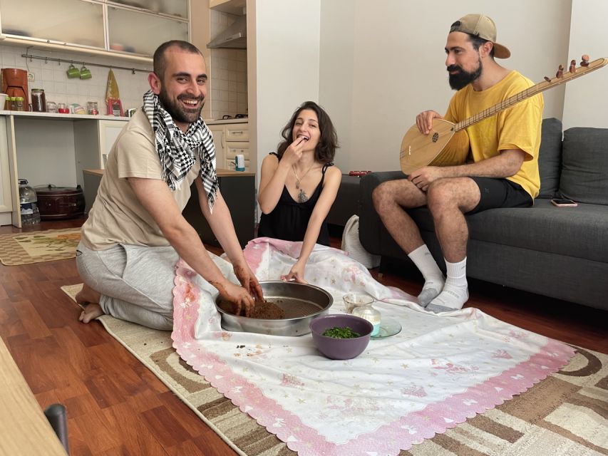 Traditional Home Dinner Night with Çiğköfte - Learn and Eat - Traditional çiğköfte, shared the Southeast way