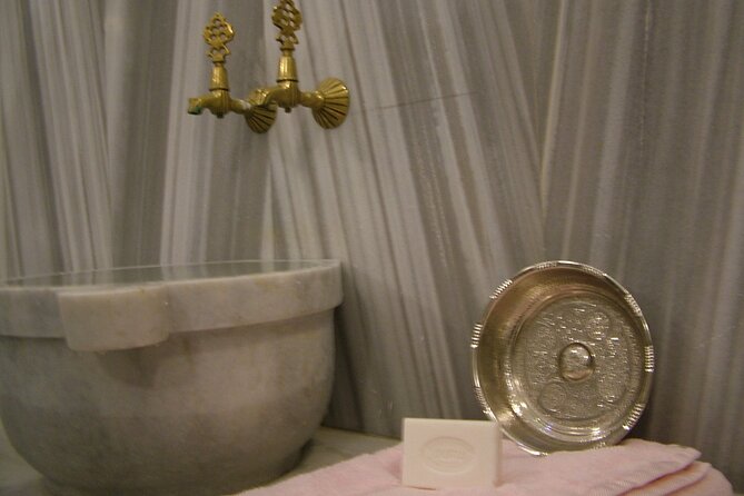 Turkish Bath with Oil Massage - The Tea Break and Face Mask Part You Shouldn’t Skip